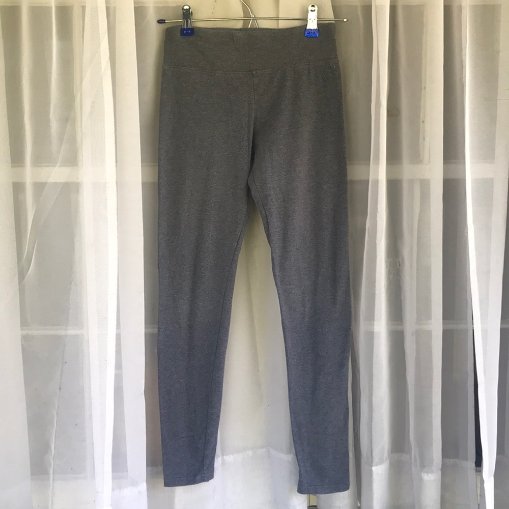 Grey leggings